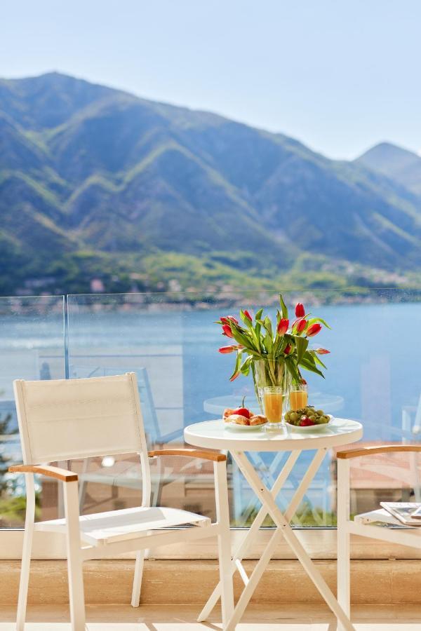 Apartment Noa With Sea View Kotor Dış mekan fotoğraf