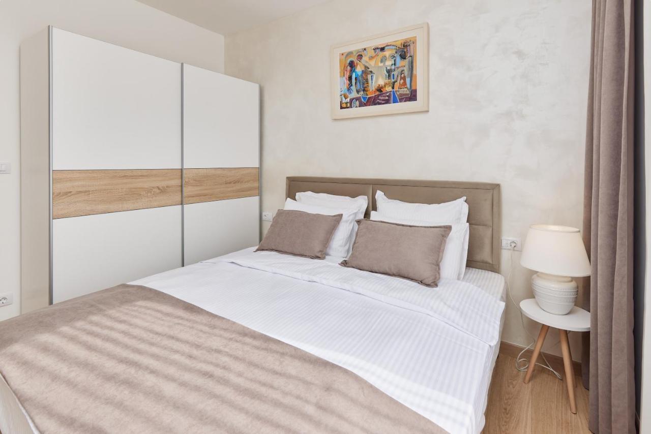 Apartment Noa With Sea View Kotor Dış mekan fotoğraf